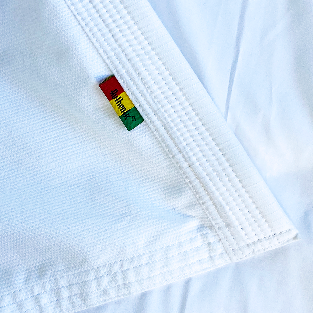 Gi | Adults | Cabeludo 1 | White