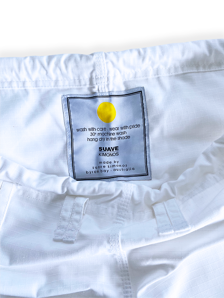 Gi | Adults | Kianoa | White
