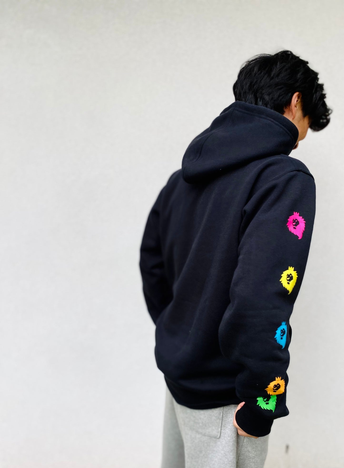 Hoodie | Taka | Black
