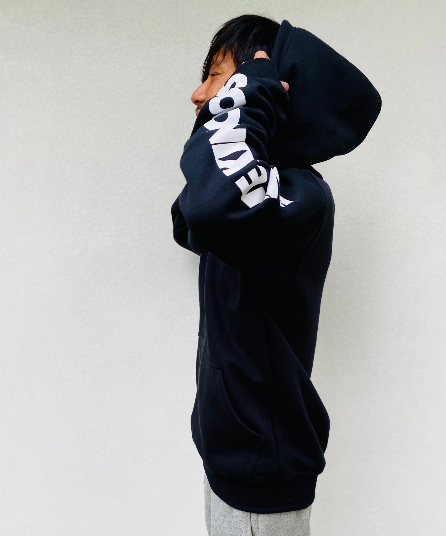 Hoodie | Taka | Black