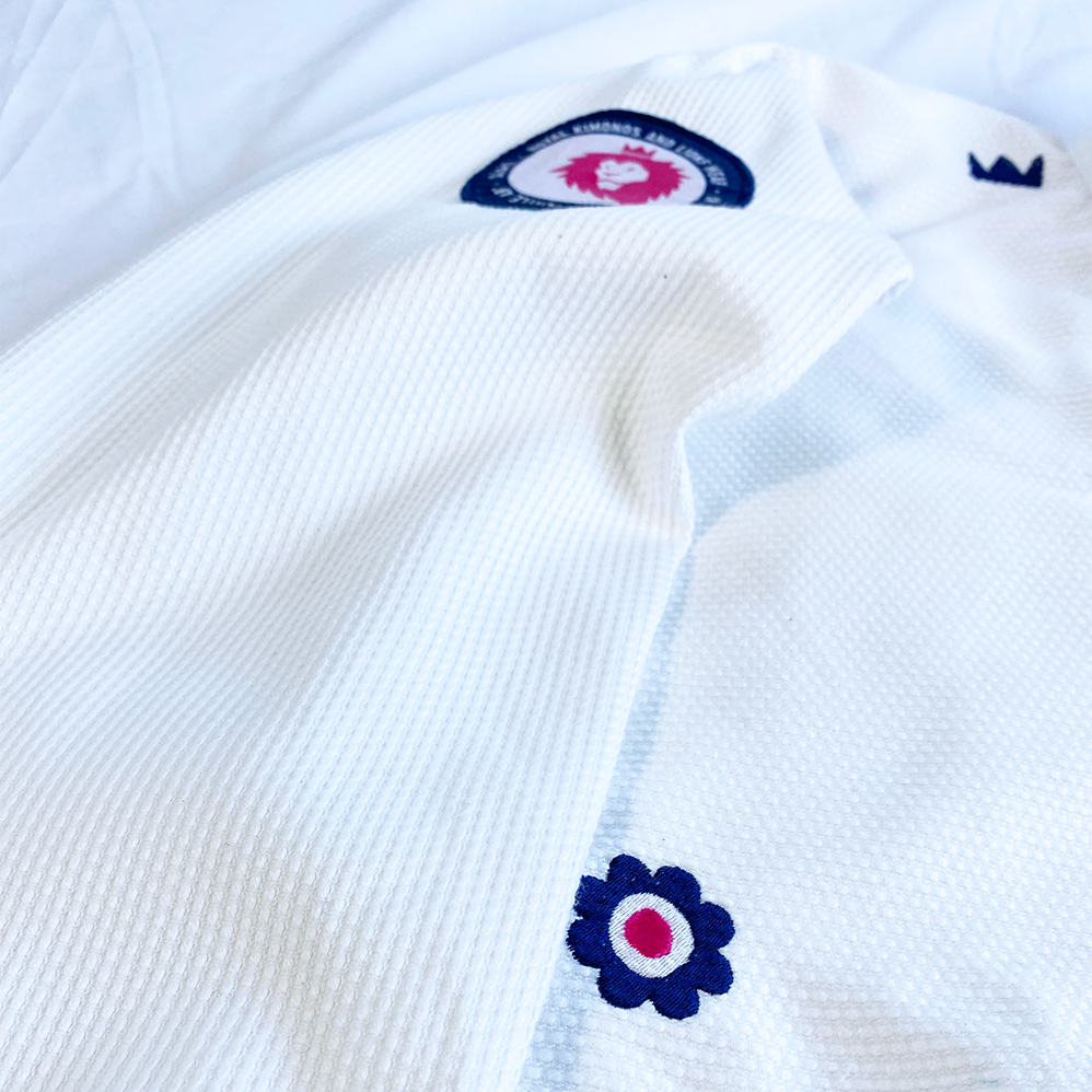 Gi | Adults | Rosewell | White