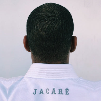 Gi | Adults | Jacaré | White