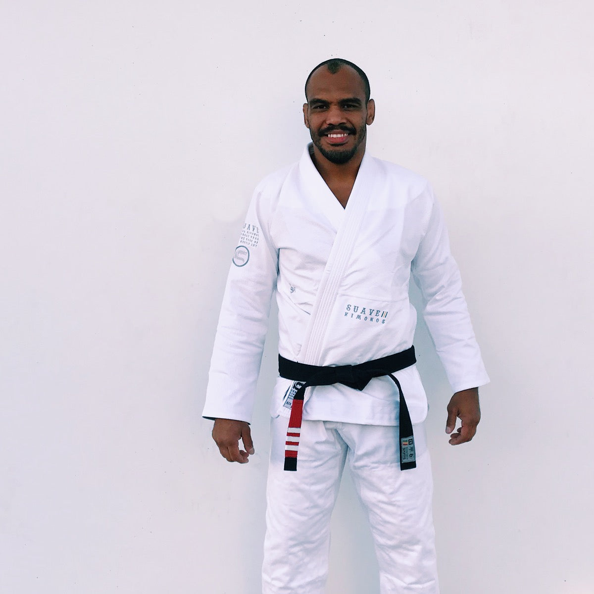 Gi | Adults | Jacaré | White