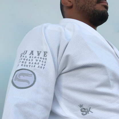Gi | Adults | Jacaré | White