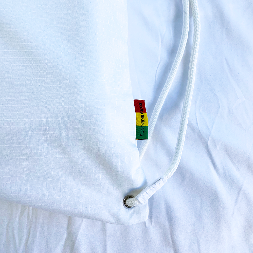 Gi | Adults | Cabeludo 1 | White