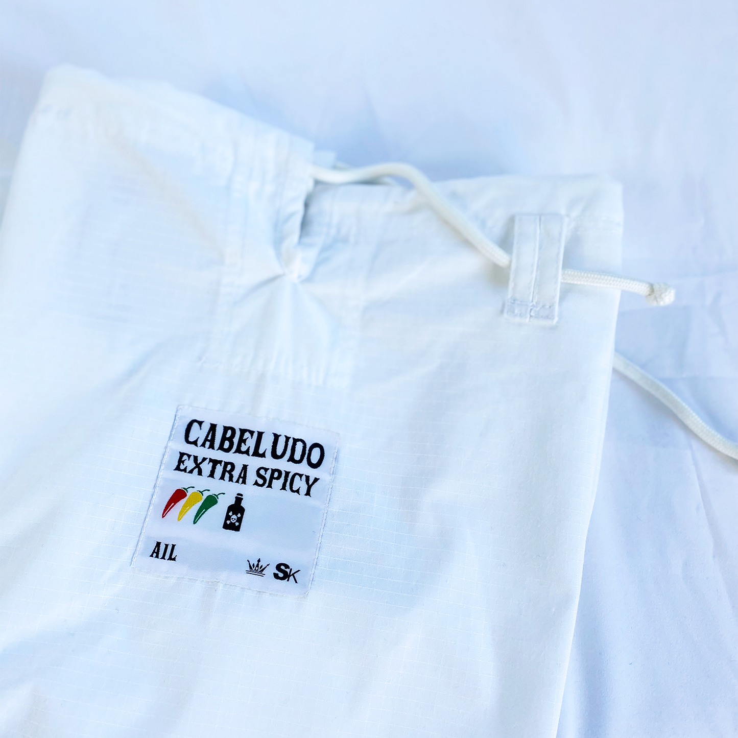 Gi | Adults | Cabeludo 1 | White