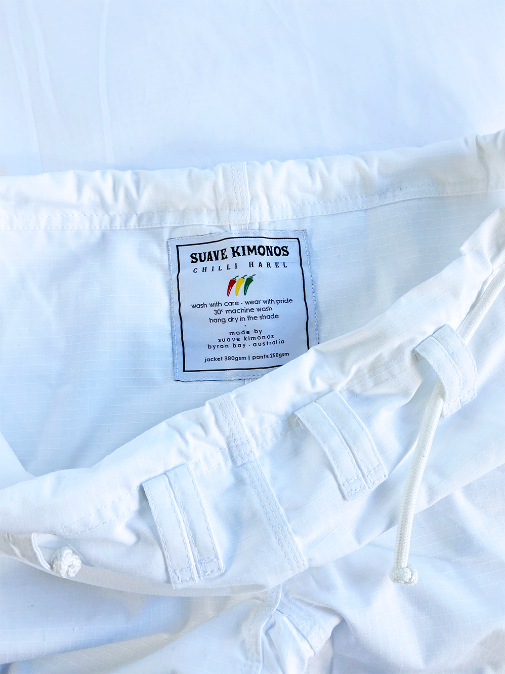 Gi | Adults | Cabeludo 1 | White